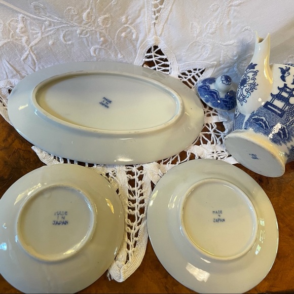 RARE 1950’s SEARS AND ROEBUCK “BLUE WILLOW” LITTLE HOSTESS DISHES FOR PLAYTIME - Picture 15 of 15
